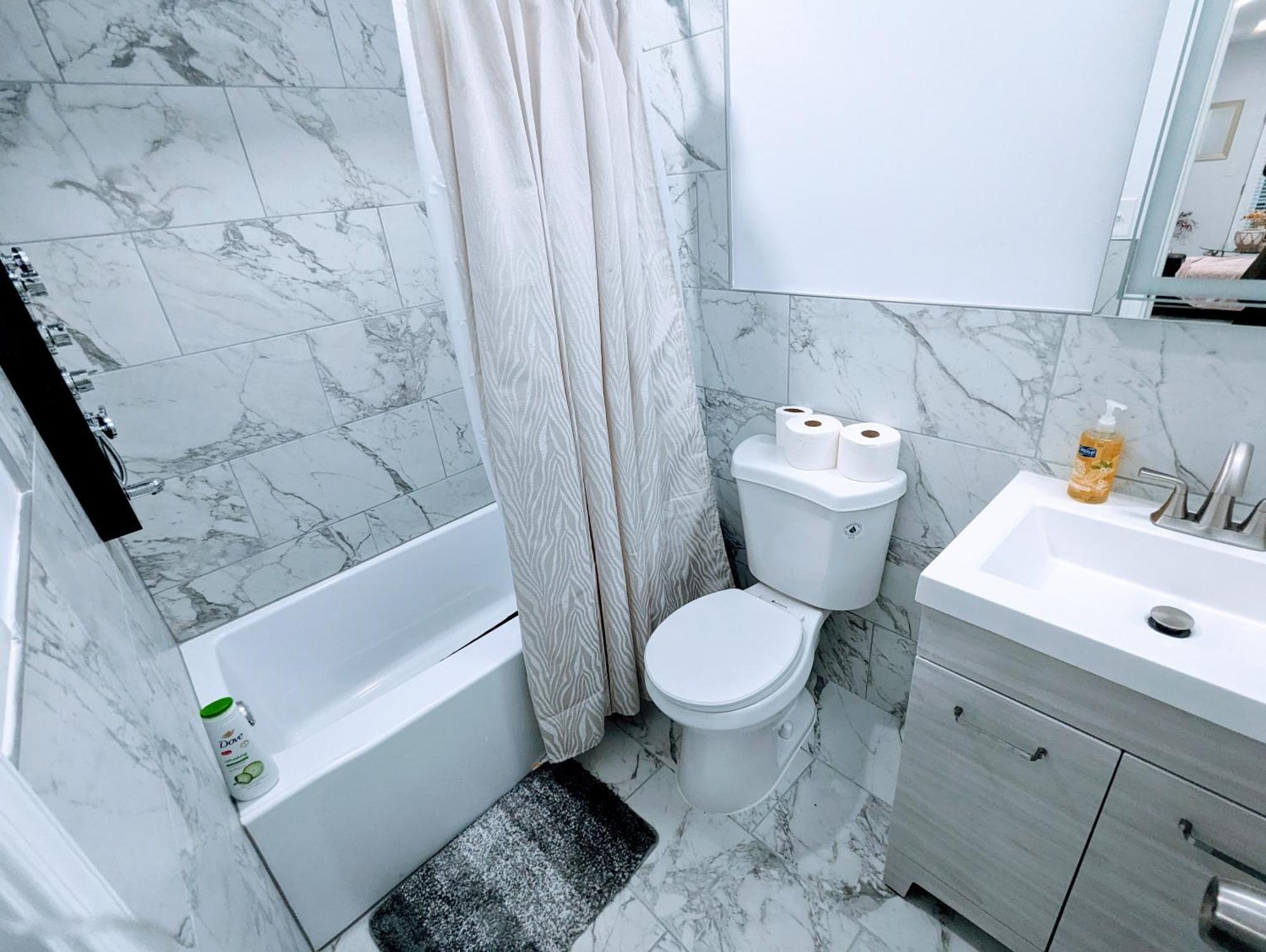 Luxurious 3 Bedroom Apt With A Beautiful Balcony Waszyngton Pokój zdjęcie